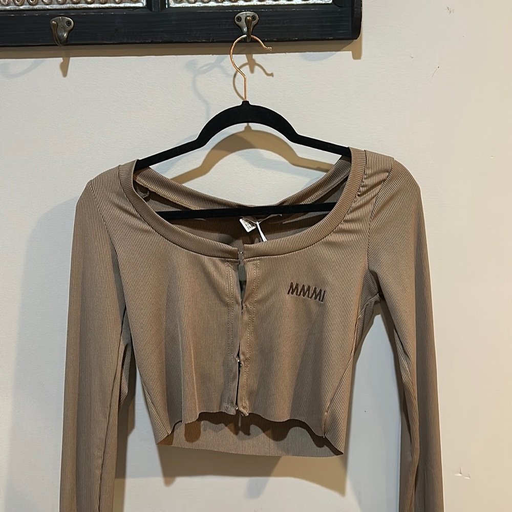 Laladudu long sleeve Crop Top, in the color Brown, size Medium